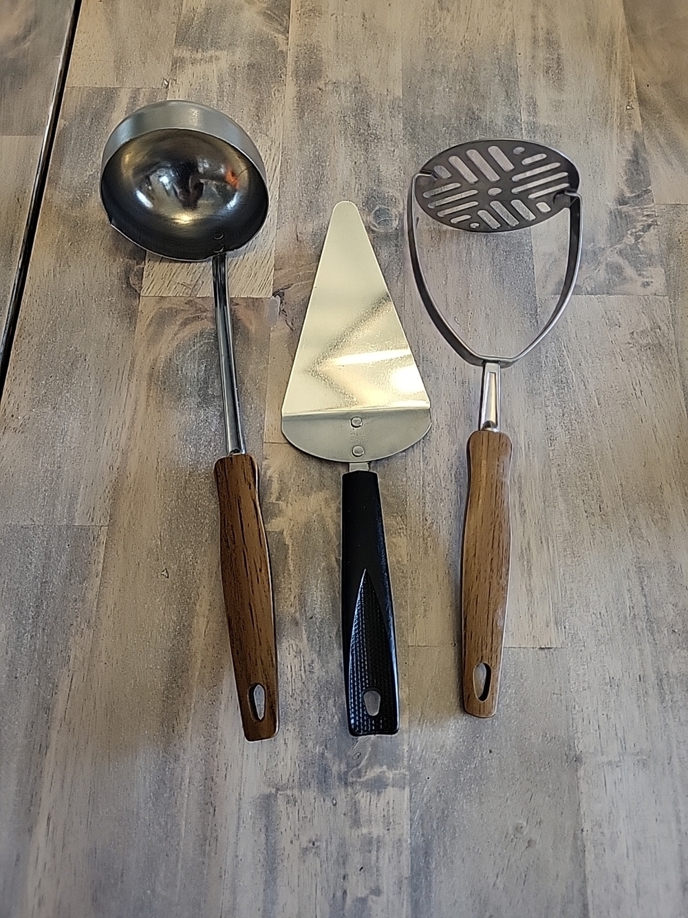 Ekco Mixed Lot Of Vintage Kitchen Utensils